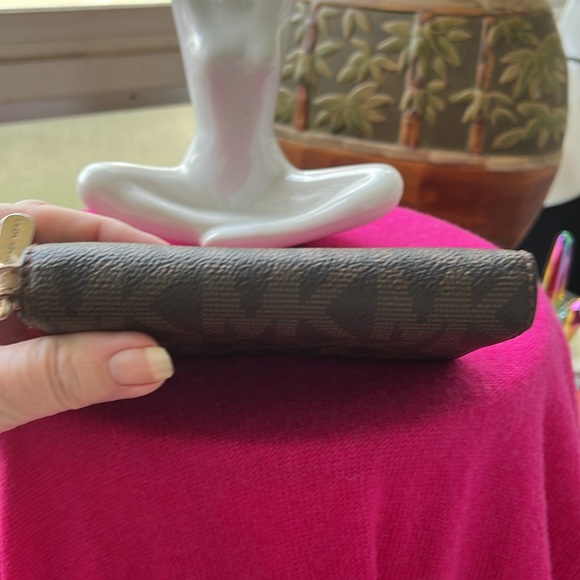 NEW Michael Kors Jetset wallet/wristlet - Picture 8 of 10